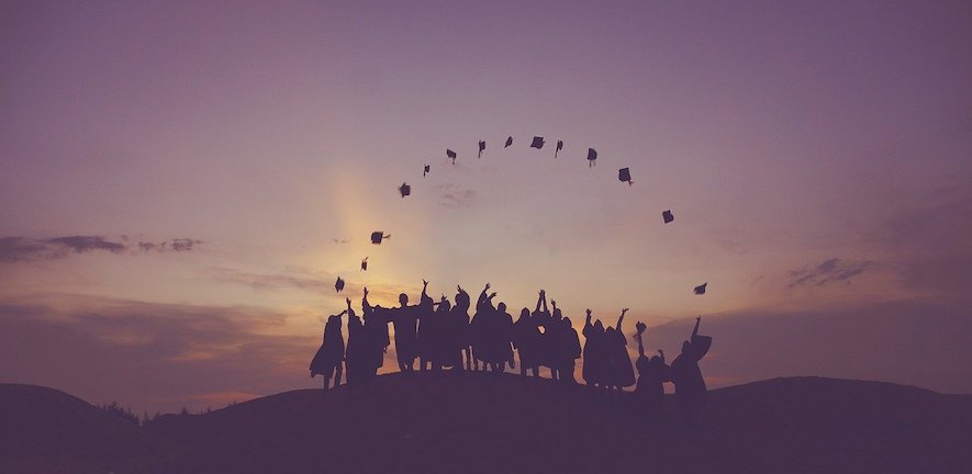 Image of sunset and people showing hats, by Pexels from Pixabay 