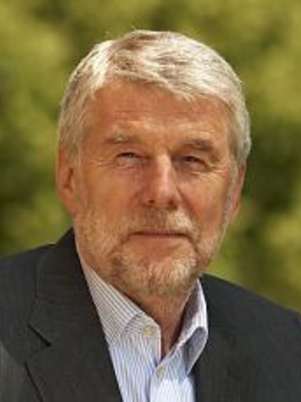 Professor Barry Everitt
