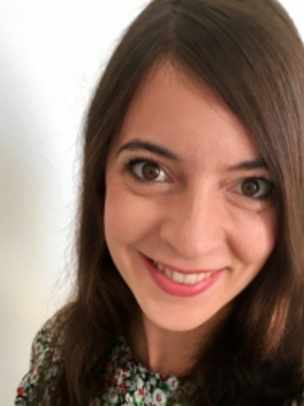 Dr Claudia Schneider