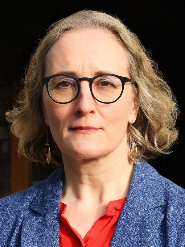 Professor  Simone Schnall