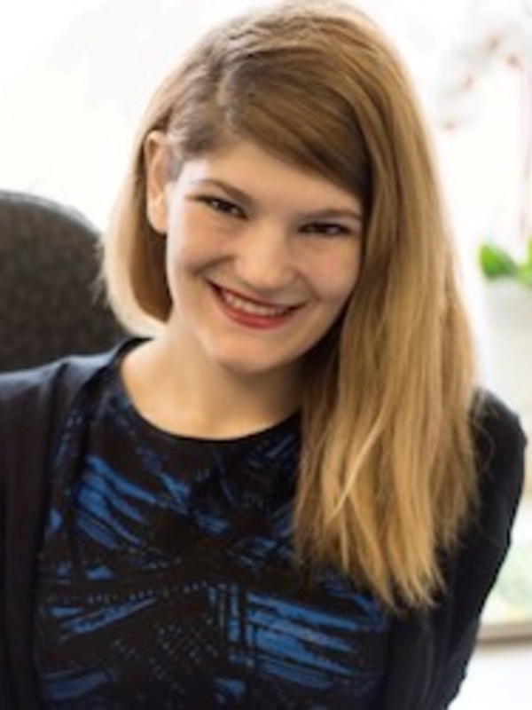 Staci Weiss