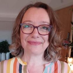 Portrait photo of Fiona Lyall Grant.