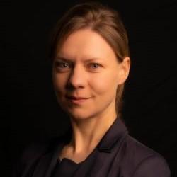 Portrait photo of Andrea Greve