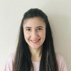 Portrait photo of Beyza Nur Ustun Elayan