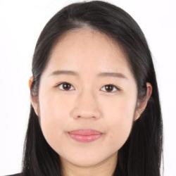 Portrait photo of Wei Luo.